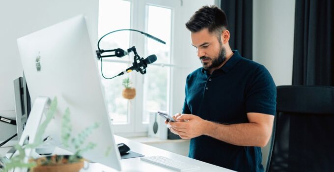 Influencer Marketing for Fintech – A Screening Checklist For Fraud Risk And Audience Quality